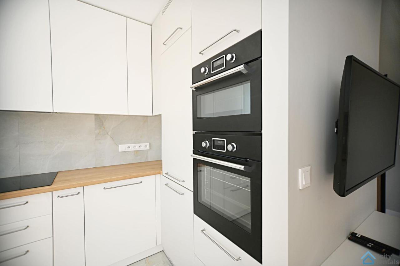 Beige 3City Apartment With Parking In Gdansk By Noclegi Renters Esterno foto