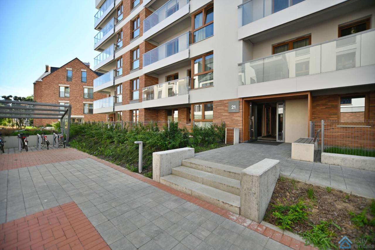 Beige 3City Apartment With Parking In Gdansk By Noclegi Renters Esterno foto